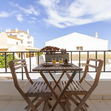 B93 - Miralvor 2 Bed In Appartement Alvor