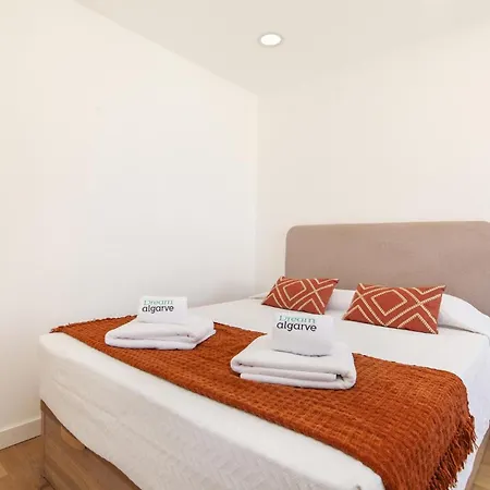 B93 - Miralvor 2 Bed In Alvor